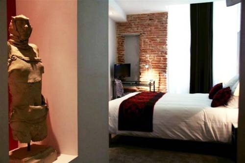 Hôtel des Arts : Hotel near Midi-Pyrénées