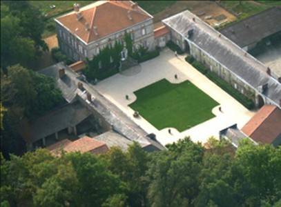 Château de l'Oiselinière : Bed and Breakfast near Saint-André-Treize-Voies