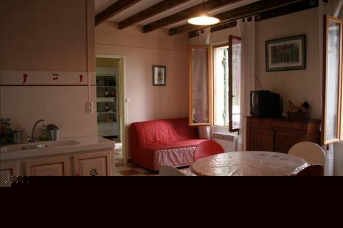 Appartement Terrasson : Bed and Breakfast near Moulin-Neuf