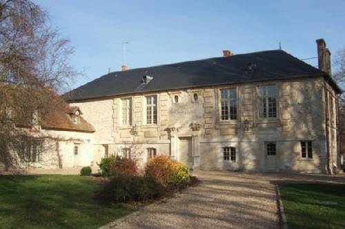 chambres d'hôte Clos de Mondetour : Bed and Breakfast near Le Vieil-Évreux