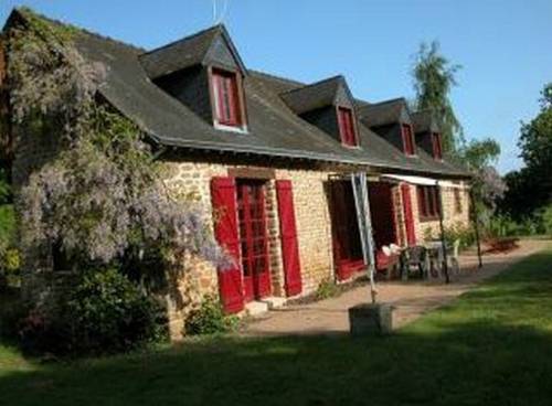 Gite La Vallée : Apartment near Voutré