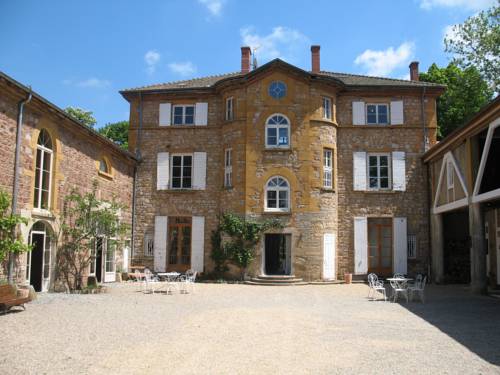 Manoir Tourieux : Guest accommodation near La Tour-de-Salvagny