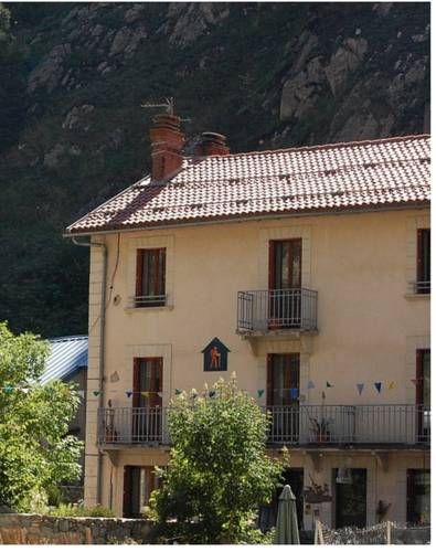 Gîte l'Hospitalité : Guest accommodation near Albiès
