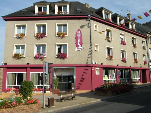 Hôtel Saint-Pierre : Hotel near Calvados