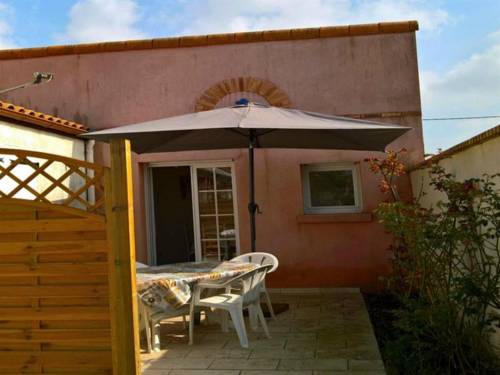 Apartment La tremblade - appartement coquet tout confort proche du centre : Apartment near Saint-Sornin