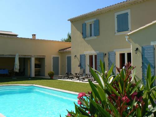 Villa Jaune 1 : Guest accommodation near Crestet