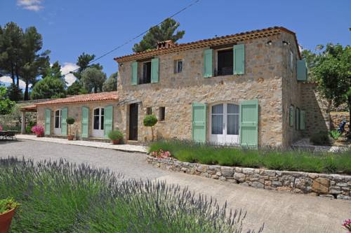 Villa Mas des Olivettes : Guest accommodation near La Roque-Esclapon