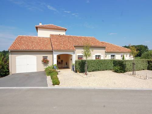 Villa La Haute Preze 47 I : Guest accommodation near Soudat