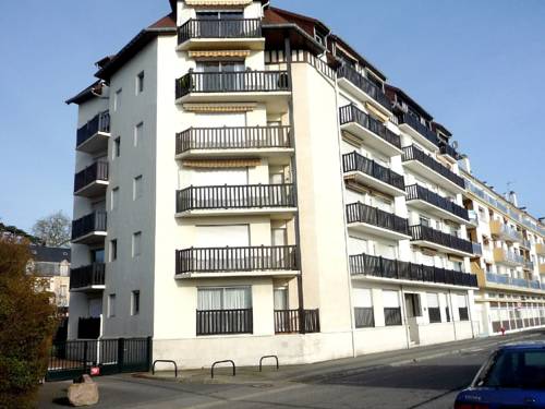 Apartment Touques Rives : Apartment near Englesqueville-en-Auge