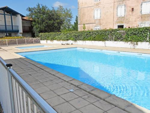 Apartment Les Hauts d'Orleguy : Apartment near Arcangues