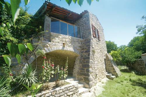 Maison De Vacances - Beaulieu : Guest accommodation near Beaulieu