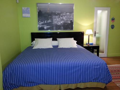 Chambre stagiaire : Guest accommodation near Noisy-le-Grand