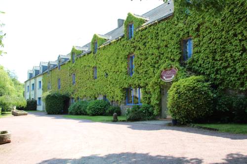 Le Manoir Du Rodoir : Hotel near Marzan