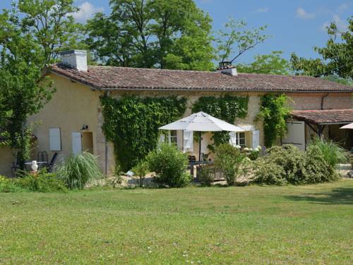 Holiday Home Castil : Guest accommodation near Mouchan