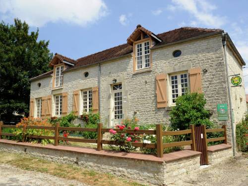 La Centième : Guest accommodation near Étrochey