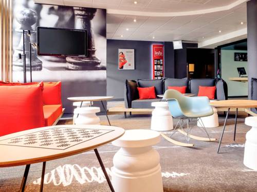 ibis Lyon Bron Eurexpo : Hotel near Vénissieux