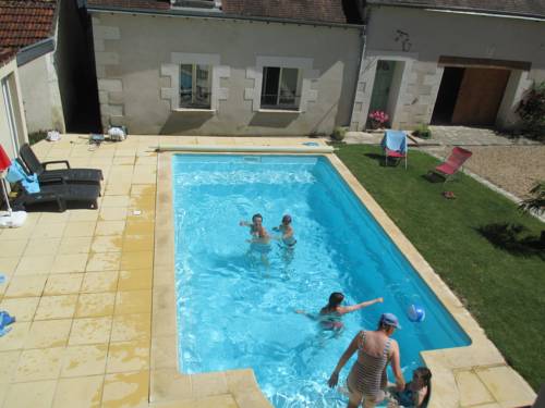 Chambres d'Hotes B&B Le Clos du Vieux Chene : Bed and Breakfast near Saint-Michel-en-Brenne