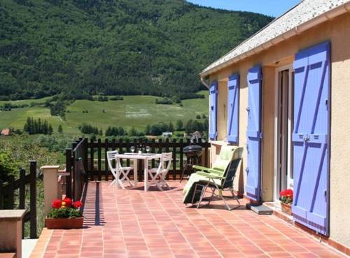 L'alleve : Guest accommodation near Prébois