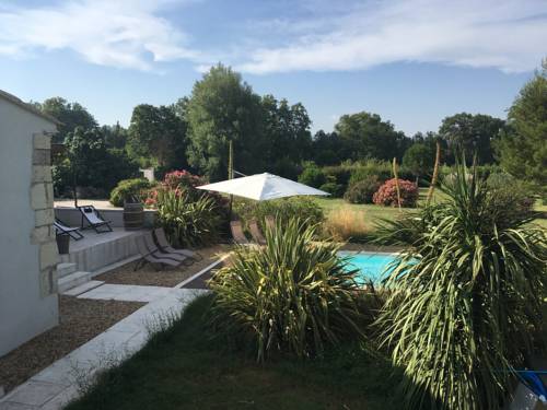 Mas des Alpilles : Guest accommodation near Maillane