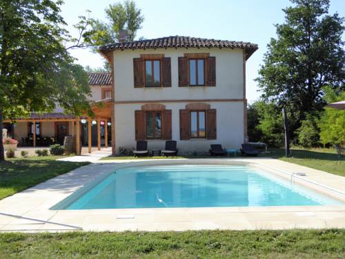 residence La salamandre : Bed and Breakfast near Coufouleux