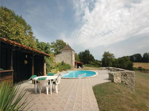 Holiday Home Eymet II : Guest accommodation near Bourgougnague