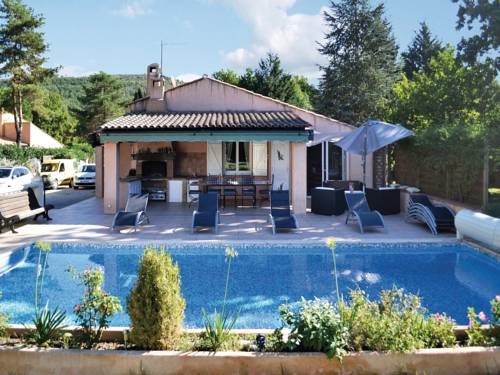 Holiday home St.Cezaire EF-1555 : Guest accommodation near Séranon