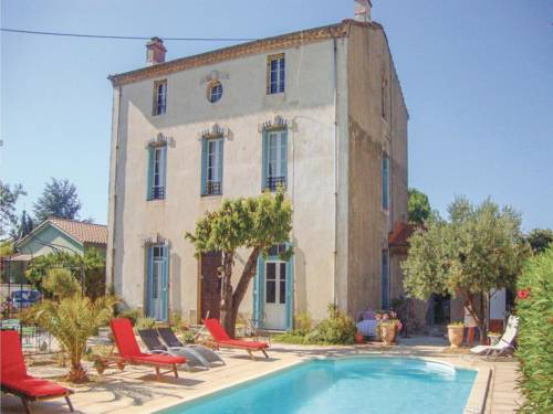 Holiday Home Capendu with a Fireplace 08 : Guest accommodation near Marseillette