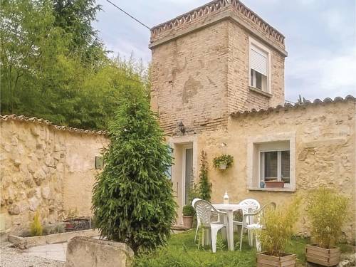 One-Bedroom Holiday Home in Tulette : Guest accommodation near Sainte-Cécile-les-Vignes
