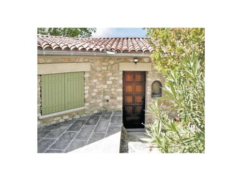 Holiday Home Lauris Avenue Philippe De Girard : Guest accommodation near Lauris