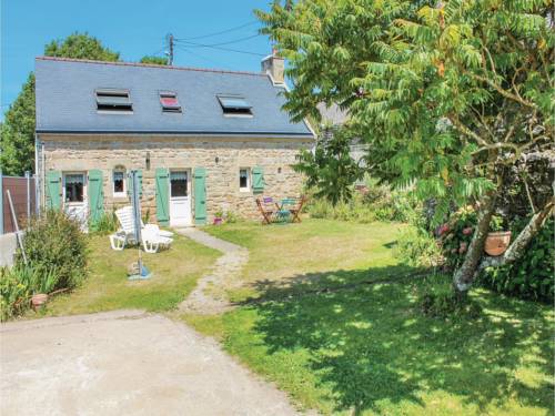 Two-Bedroom Holiday Home in Plouhinec : Guest accommodation near Plozévet