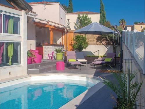 Five-Bedroom Holiday Home in Saint-Jean-de-Vedas : Guest accommodation near Villeneuve-lès-Maguelone