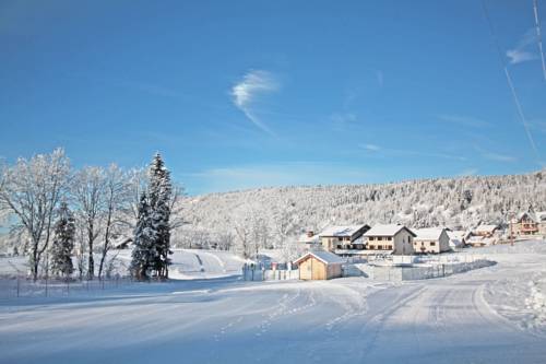 Village de Vacances Les Chevreuils : Guest accommodation near Entre-deux-Monts