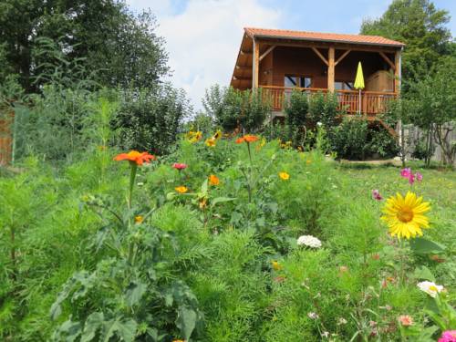 Gite Les Mathieux : Guest accommodation near Isserteaux