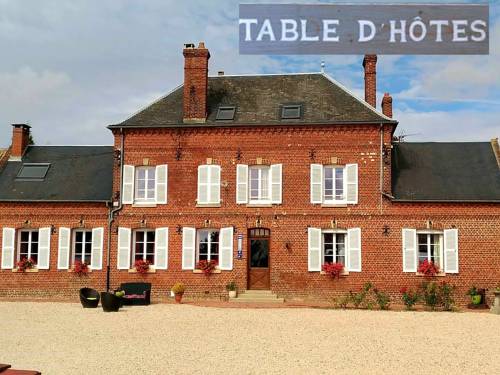Les Clefs de L Argilière : Bed and Breakfast near Fouilleuse