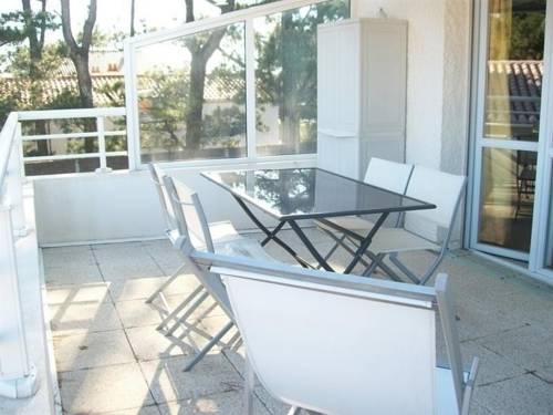 Rental Villa 600m Plage Et Petits Commerces : Guest accommodation near Brem-sur-Mer