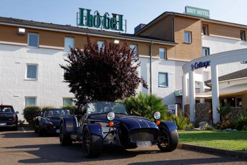 Brit Hotel Le Cottage Le Mans Sud : Hotel near Louplande