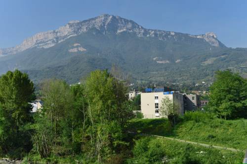 Ibis Budget Grenoble Sud Seyssins : Hotel near Claix