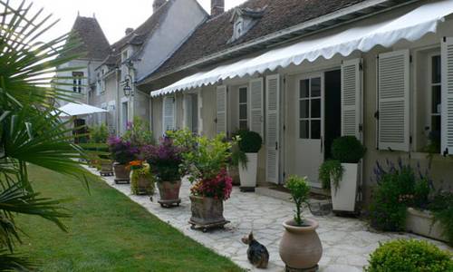 Chambres d'hôtes du Puits d'Athie : Bed and Breakfast near Chemilly-sur-Yonne