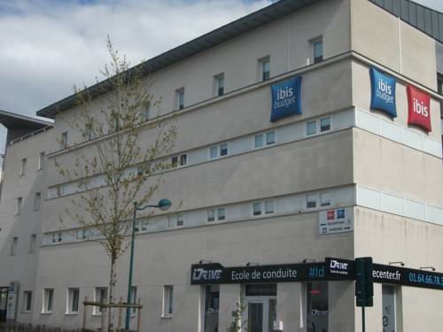 ibis budget Marne la Vallée Val d'Europe : Hotel near Thorigny-sur-Marne