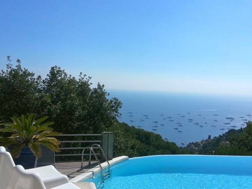 Spacious Dream Villa near Monaco : Guest accommodation near Gorbio