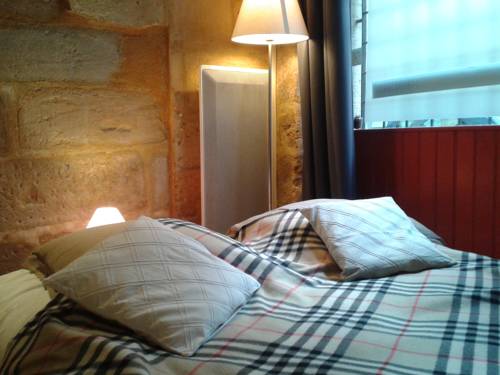 Le logis du puy St Front : Apartment near La Chapelle-Gonaguet