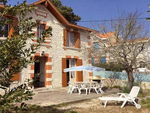 Rental Villa 15 : Guest accommodation near Saint-Palais-sur-Mer