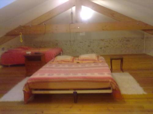 Maisonnette 25 m² & Jardin : Guest accommodation near Layrac