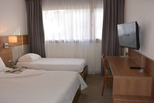 Forum Hotel : Hotel near Heyrieux