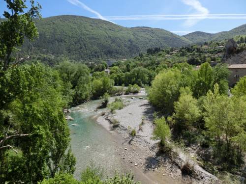 Stadthaus : Guest accommodation near Rousset-les-Vignes