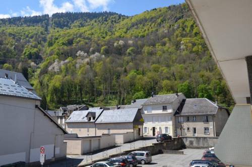 Apartment Allee d'Etigny : Apartment near Cier-de-Luchon