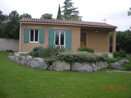 Sunny Country House : Guest accommodation near Saumane-de-Vaucluse
