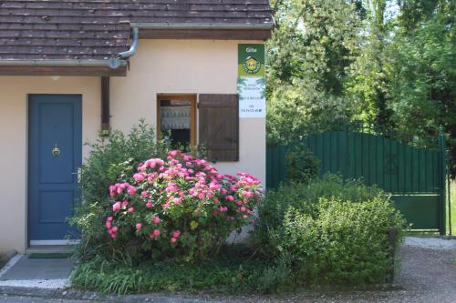 Le Port Mesnil : Guest accommodation near Loches-sur-Ource