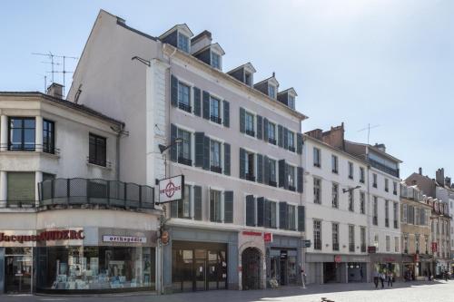 Appart'City Pau Hyper Centre : Guest accommodation near Jurançon