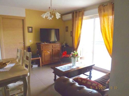 Résidence Roi Theodore : Apartment near San-Giovanni-di-Moriani